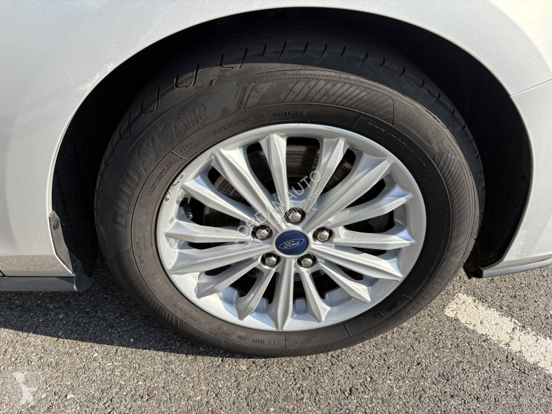 Véhicule utilitaire Ford IV Break 1.5 EcoBlue...