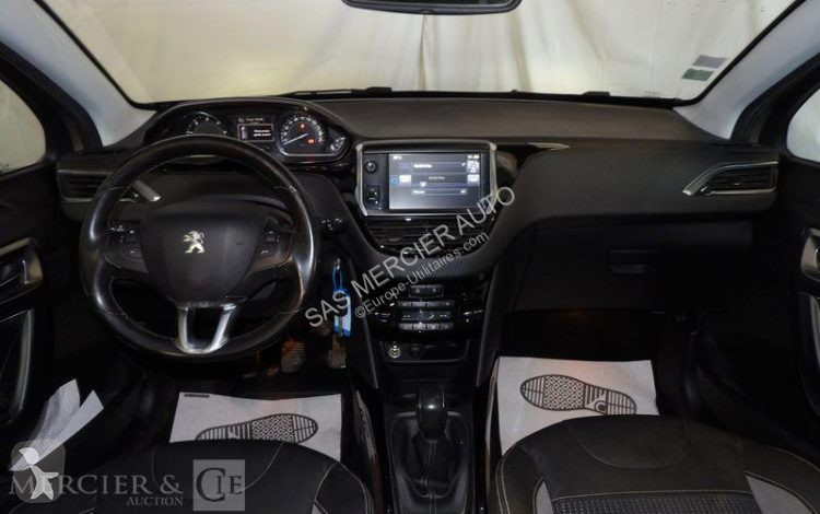 Véhicule utilitaire Peugeot