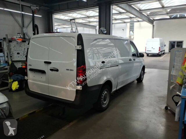 Autoutilitară Mercedes Vito KA...