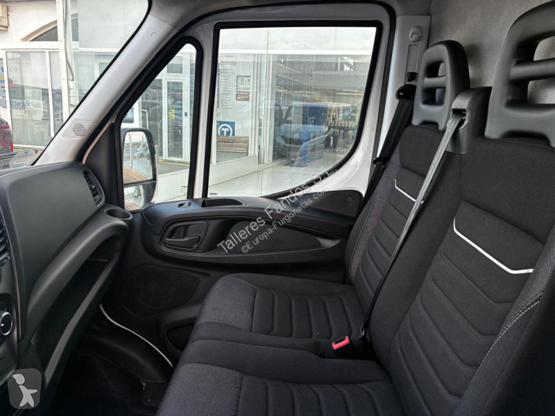 Užitkové vozidlo Iveco  35S14 16m3