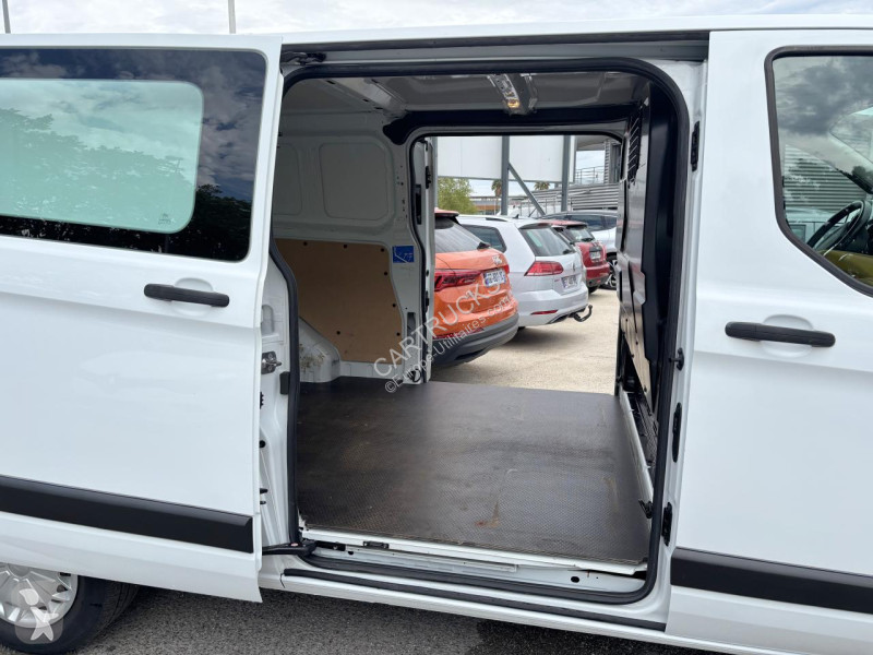 Užitkové vozidlo Ford TRANSIT CUSTOM