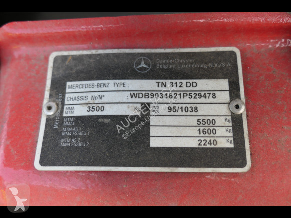 Véhicule utilitaire Mercedes TN 312 DD