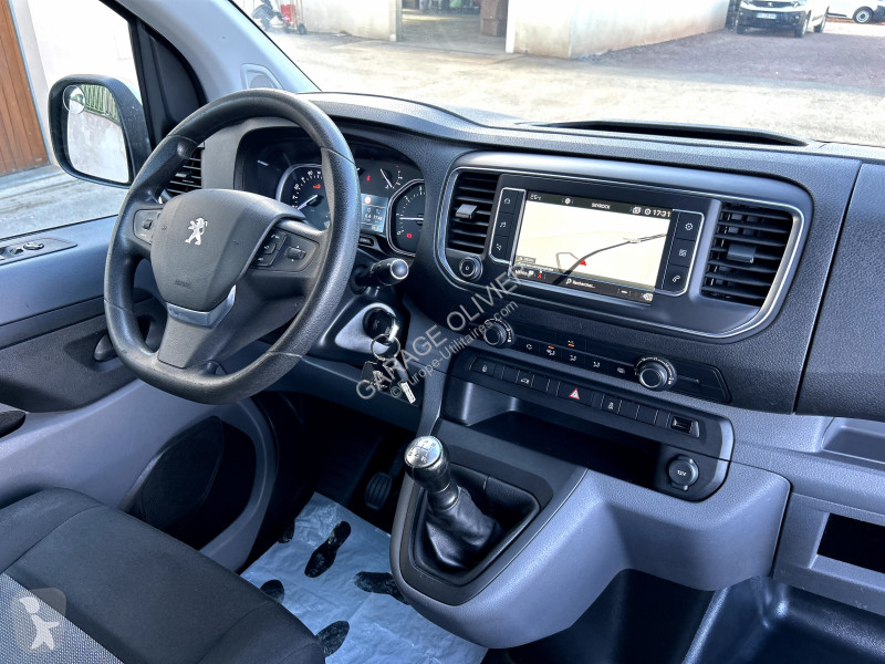 Peugeot 1.6 Bluehdi 95 Premium Pack van