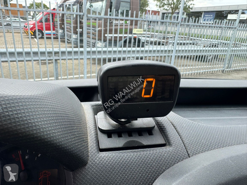 Véhicule utilitaire Renault Hoogwerker 12M