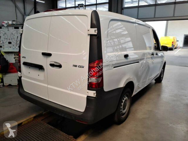 Furgoneta Mercedes Vito KA...