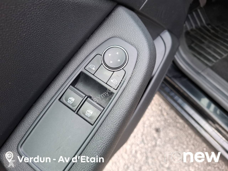 Véhicule utilitaire Renault Clio TCe 90