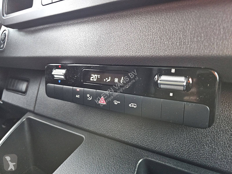 Autoutilitară Mercedes 317 ac automaat EURO6