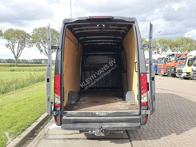 Autoutilitară Iveco