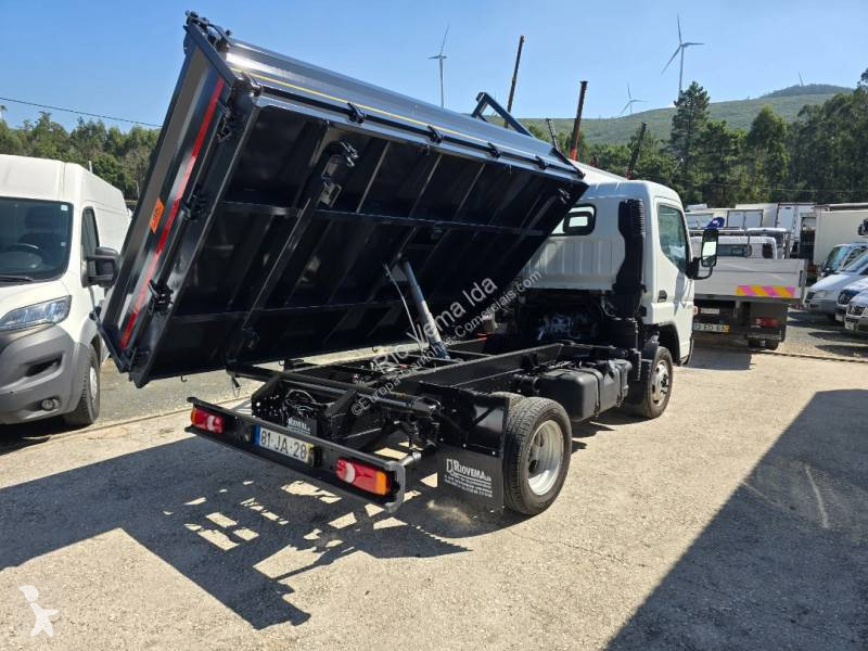 Mitsubishi Fuso  Transporter