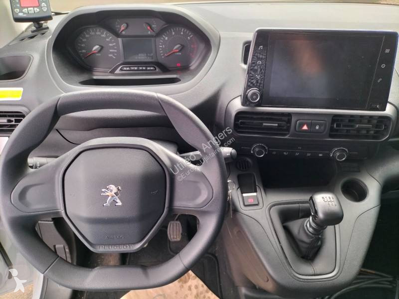 Véhicule utilitaire Peugeot