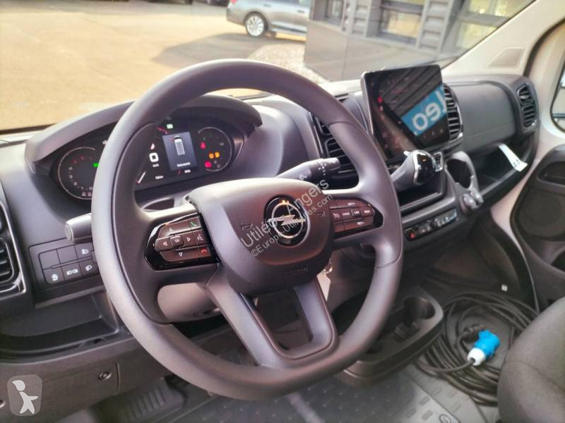 Véhicule utilitaire Opel