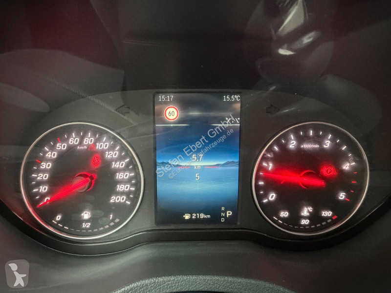 Véhicule utilitaire Mercedes 317 CDI 3665 9G...