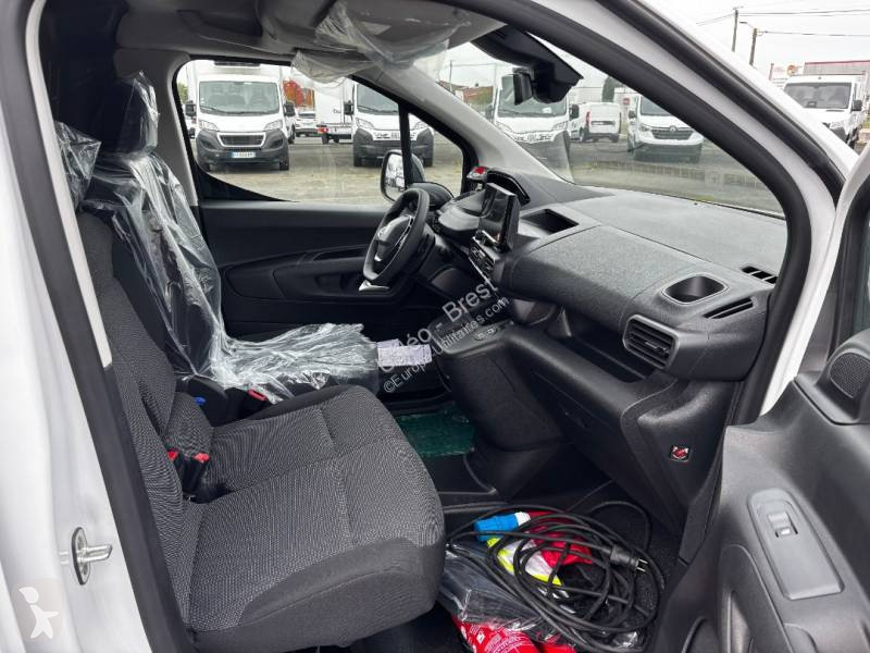 Samochód dostawczy Peugeot