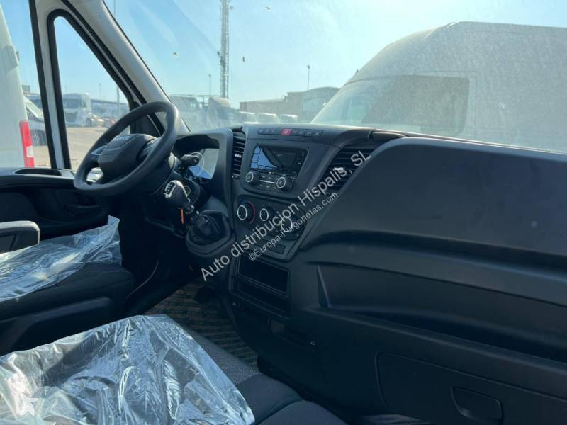 Furgoneta Iveco 35S16