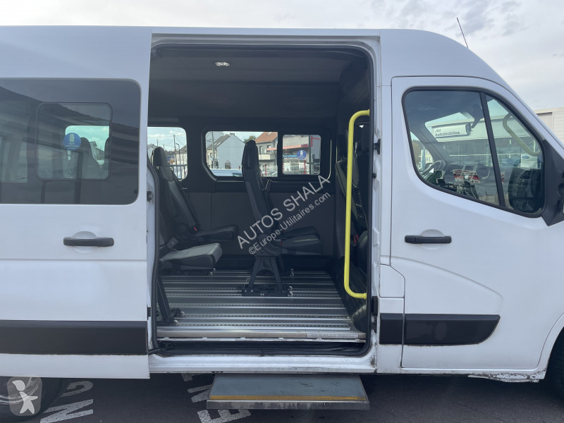 Véhicule utilitaire Renault MASTER III COMBI /...