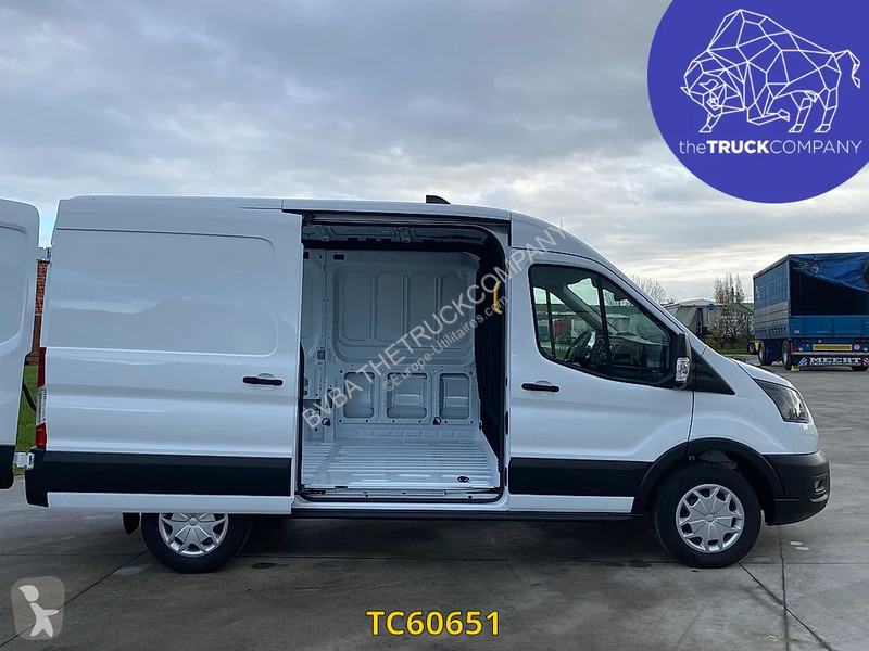 عربة نفعية Ford 130.35 L2H2 - AUTOMATIC GEARBOX...