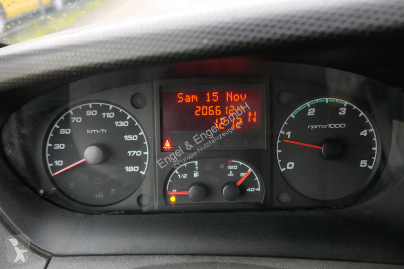 Samochód dostawczy Iveco Daily 35 S11 C30C...
