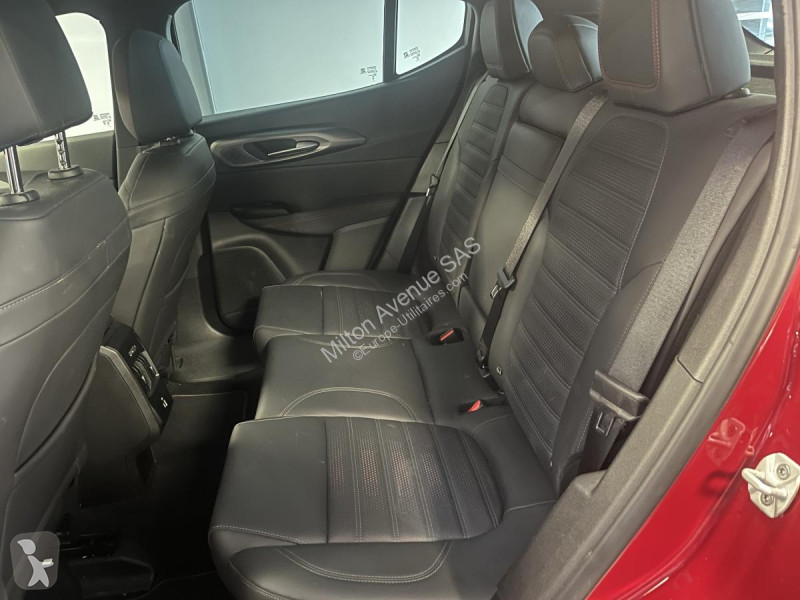 Veicolo commerciale Alfa-Roméo TONALE 1.5 mHEV...