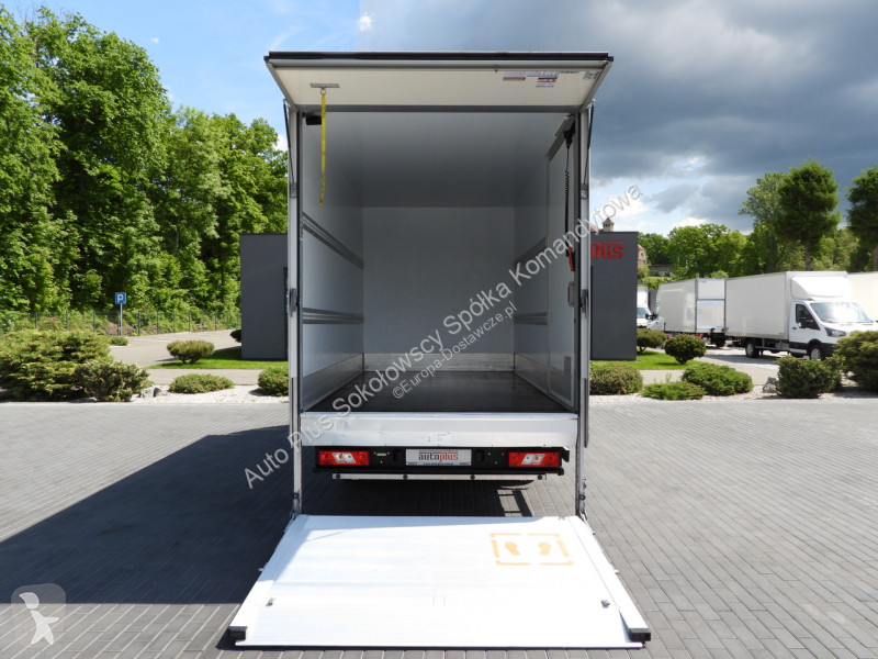 Samochód dostawczy Ford  TRANSIT