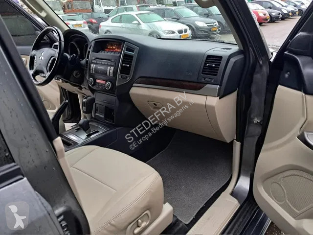 Furgoneta Mitsubishi GLS 3.5 - V6 , 4x4 , 7...