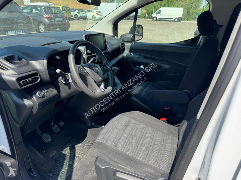 Véhicule utilitaire Opel