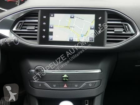 عربة نفعية Peugeot 308 1.2 PT  130CH FELINE S&S 5P