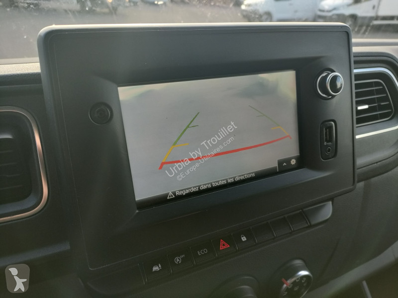 عربة نفعية Renault 20M3 145 CV FOURGON HAYON 3.5T