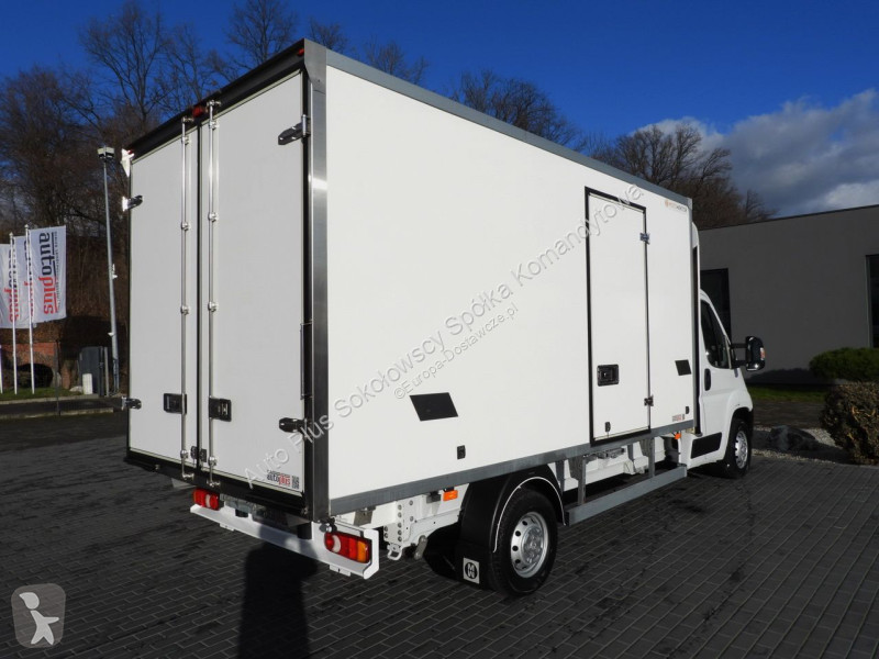 Samochód dostawczy Peugeot  BOXER