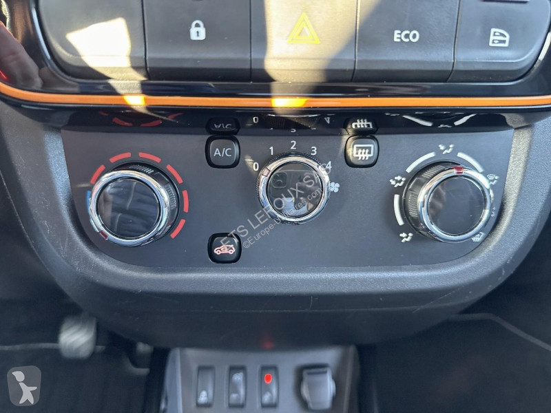 عربة نفعية Dacia SPRING