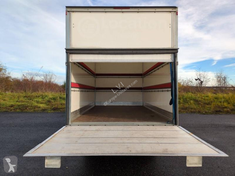 Véhicule utilitaire Iveco CCb 35C16H3.0...