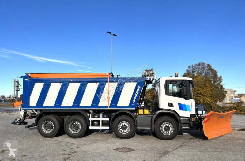 Samochód dostawczy Scania P500 XT 8X4