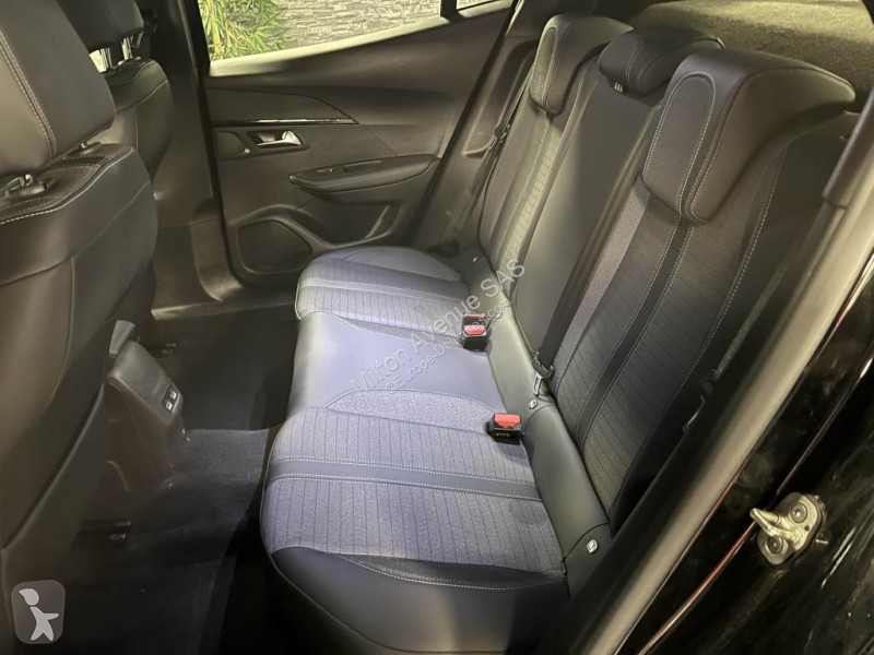 عربة نفعية Peugeot 2008 1.5 BlueHDi - 130 - BV...