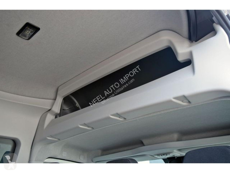 Véhicule utilitaire Iveco DAILY L4H2 DOUBLE...