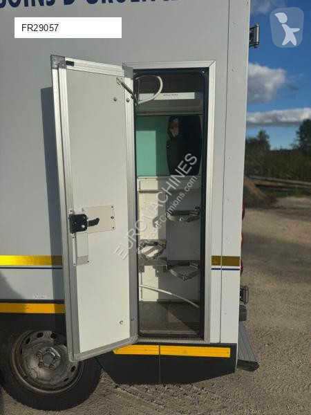 عربة نفعية Renault TRAFIC BOX TYPE C 2016