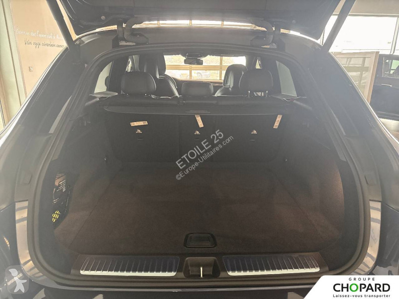 Samochód dostawczy Mercedes EQE SUV 500 4MATIC
