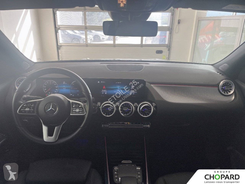Mercedes EQA 250+ van