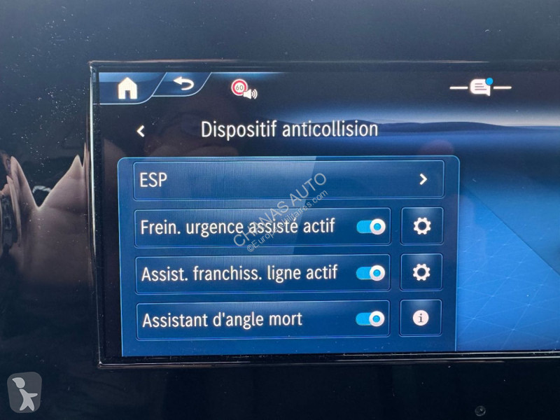 Véhicule utilitaire Mercedes 317 CDI 37 3.5T...