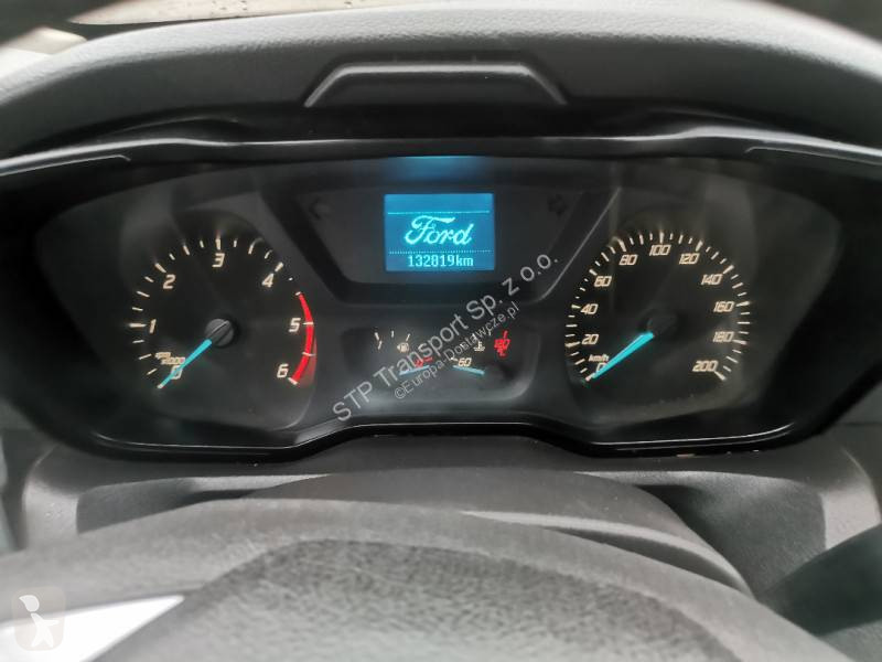 Véhicule utilitaire Ford