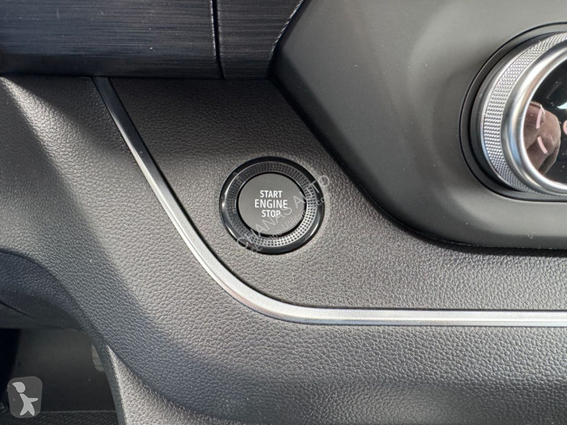 Véhicule utilitaire Renault L2H1 3T BLUE DCI...