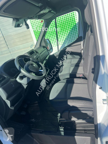 Furgoneta Renault 2.3