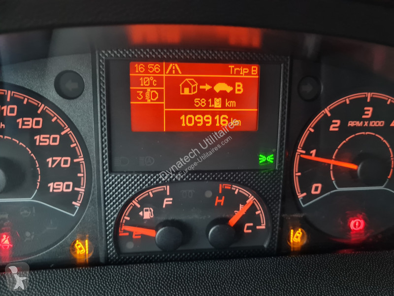 Véhicule utilitaire Peugeot BOXER FG 333 L3H2...