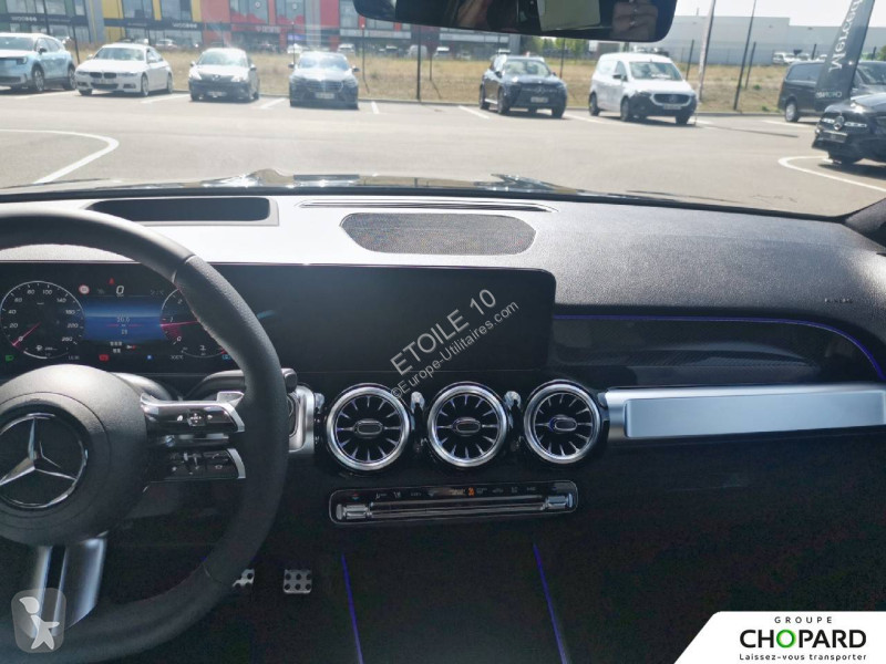 عربة نفعية Mercedes GLB 200 d 8G-DCT