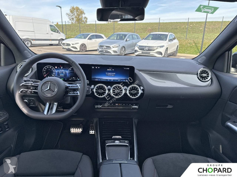 Autoutilitară Mercedes GLA 250 e Hybrid EQ 8G-DCT