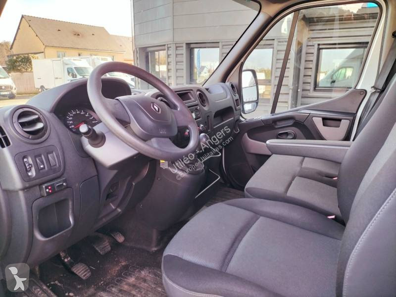 عربة نفعية Renault