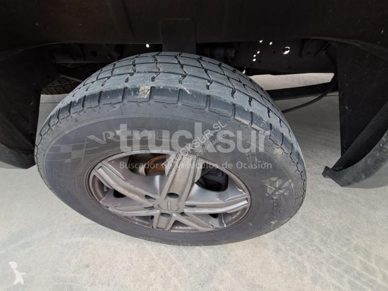 Furgoneta Iveco  DAILY 35S18 16M3