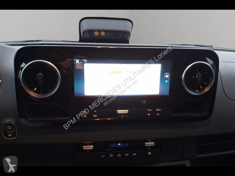 Véhicule utilitaire Mercedes Sprinter Fg 320 43...