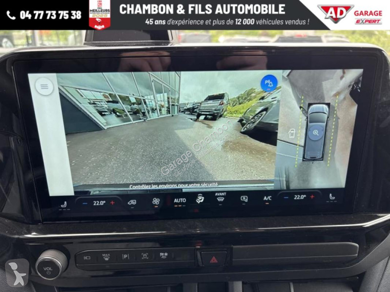 Véhicule utilitaire Ford FOURGON 320 L1H1 2.0...