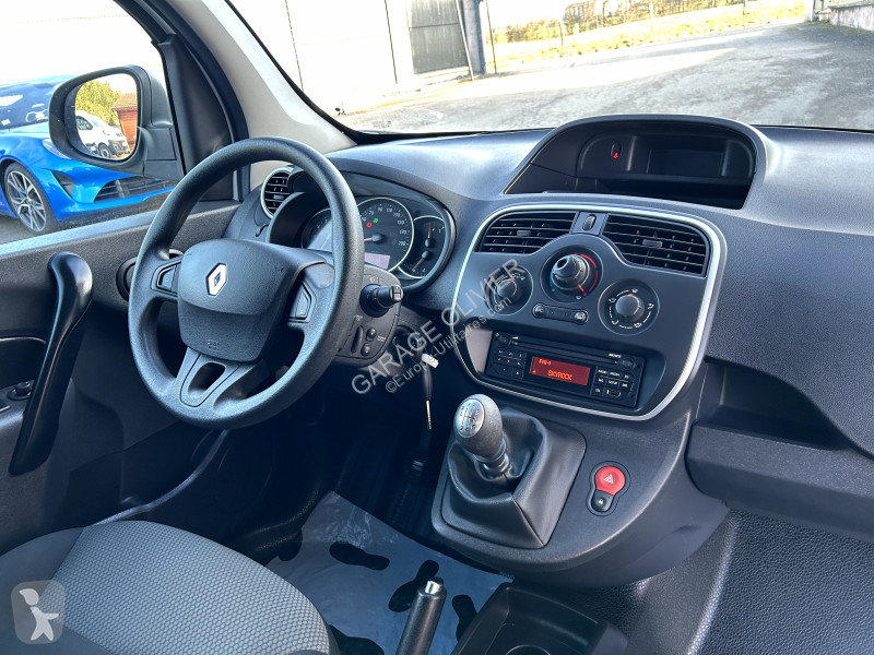 Véhicule utilitaire Renault 1.5 Blue dci 80...