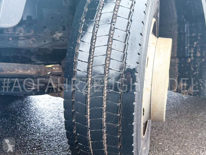 Samochód dostawczy Mitsubishi Fuso