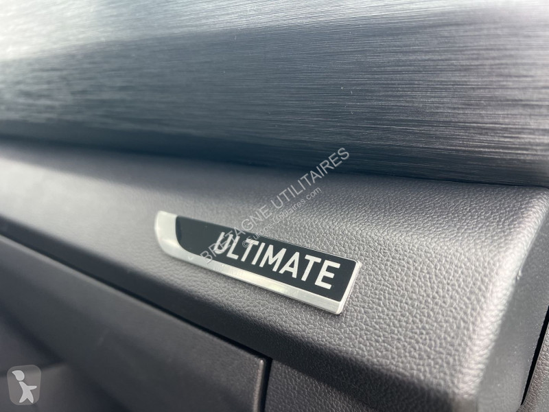 Véhicule utilitaire Renault TRAFIC III FG NEUF:...